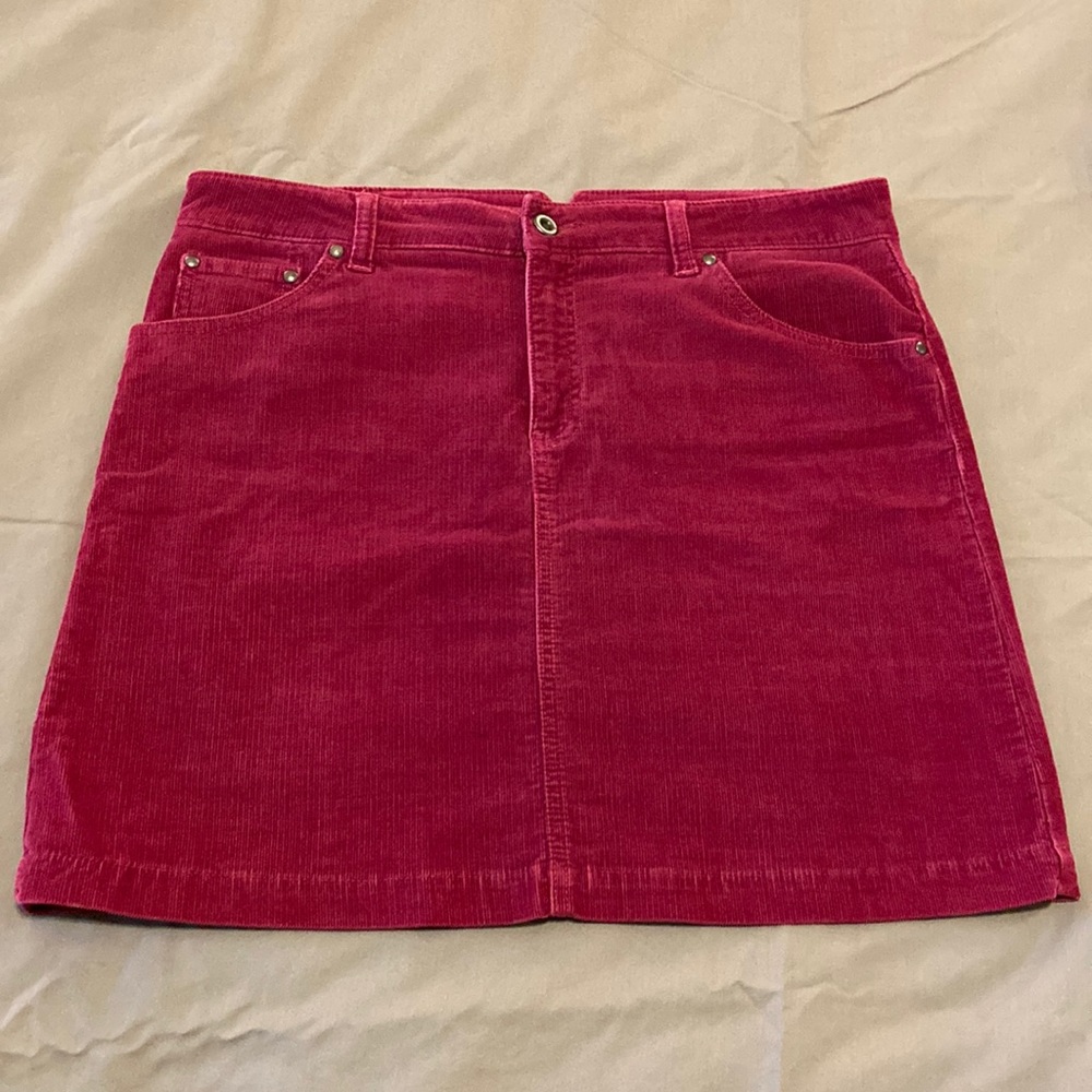 GAP stretch corduroy skirt